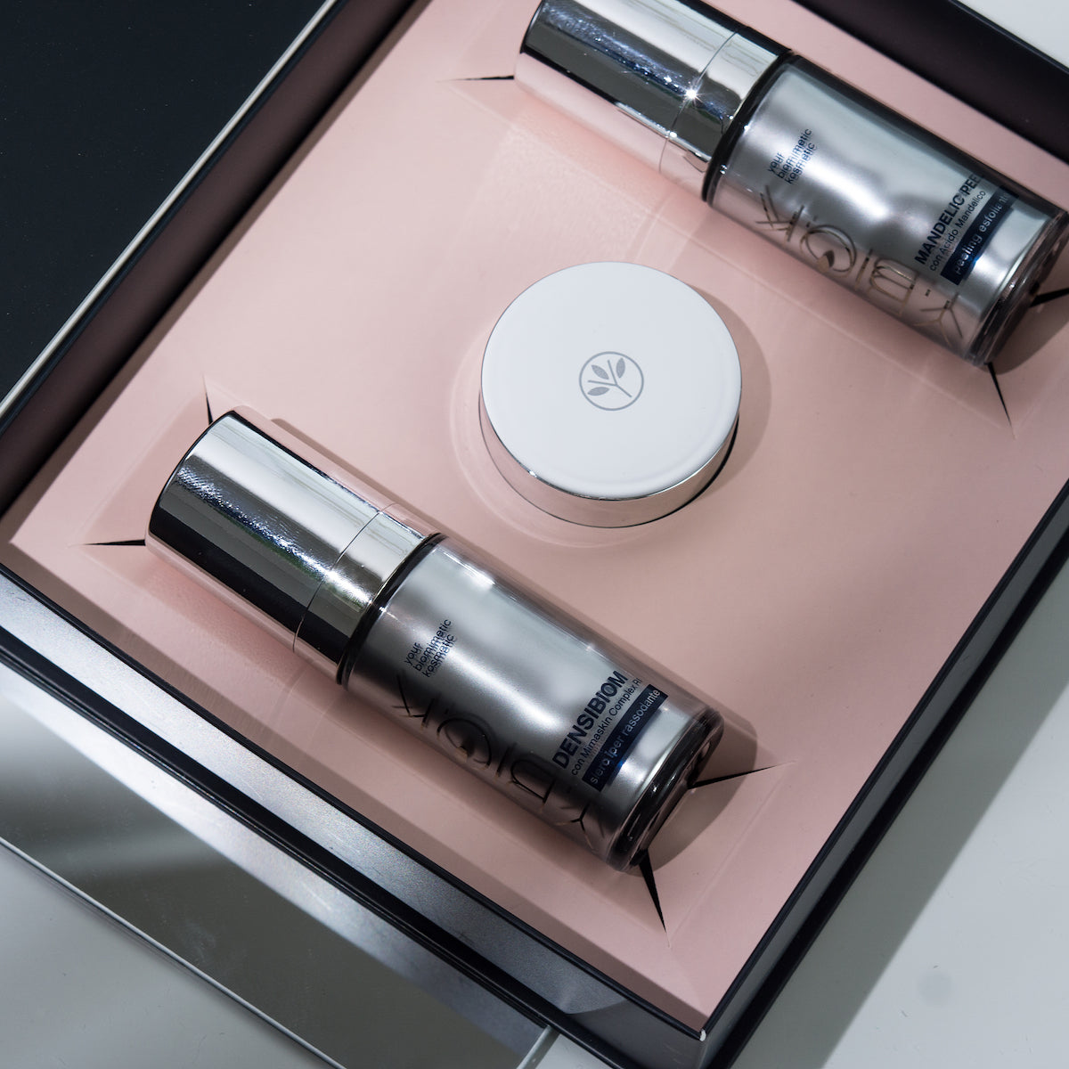 LUXURY BOX - TRATTAMENTO DI LUMINOSITÀ & COMPATTEZZA