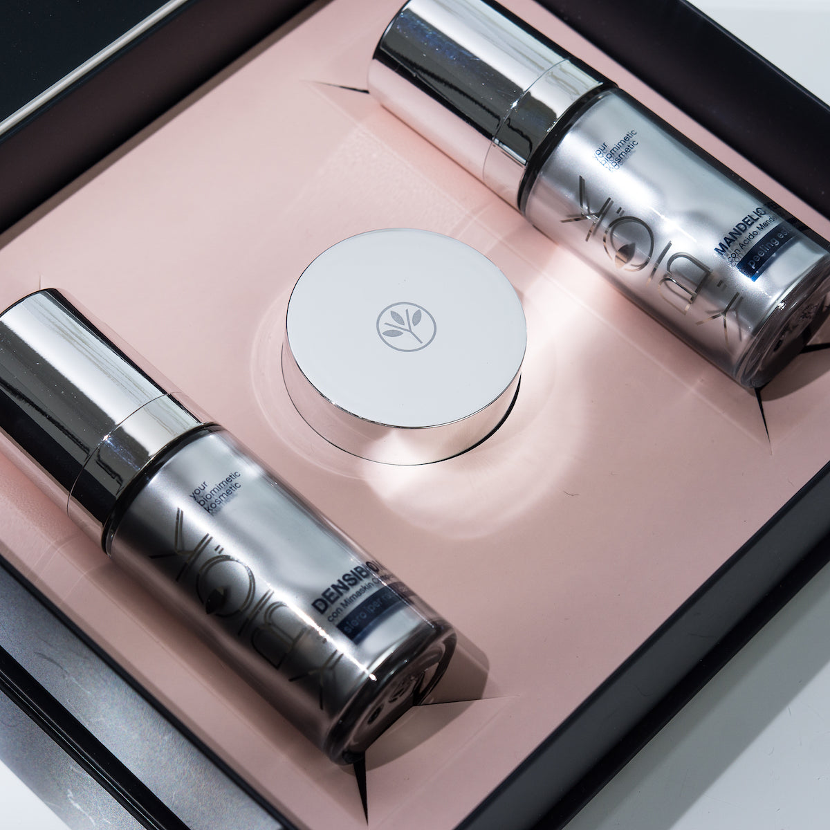 LUXURY BOX - TRATTAMENTO DI LUMINOSITÀ & COMPATTEZZA